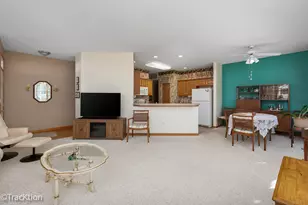 21456 Wolf Lake Way, Crest Hill, IL 60403 - Photo 5