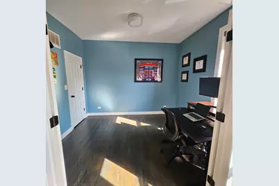 2148 N Sawyer Avenue #202, Chicago, IL 60647 - Photo 5