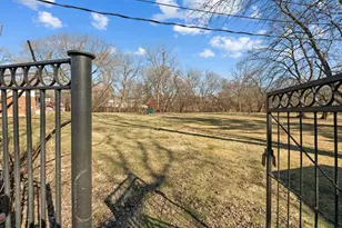 8 Rob Rd, Mount Prospect, IL 60056 - Photo 37