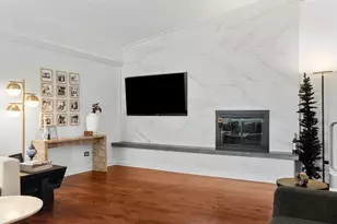 8 Rob Rd, Mount Prospect, IL 60056 - Photo 11