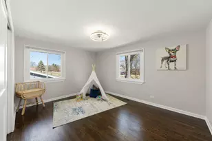 526 S Springinsguth Rd, Schaumburg, IL 60193 - Photo 29