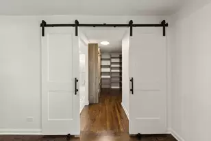 526 S Springinsguth Rd, Schaumburg, IL 60193 - Photo 23