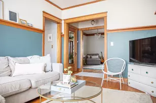 1204 W Waveland Ave, Chicago, IL 60613 - Photo 5