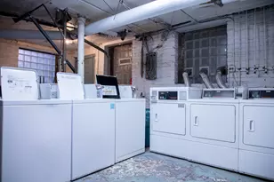 1204 W Waveland Ave, Chicago, IL 60613 - Photo 13