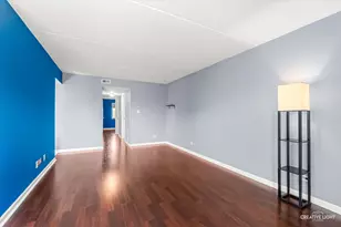 8106 W 168th Pl, Tinley Park, IL 60477 - Photo 5