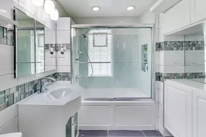 2047 N Lavergne Avenue, Chicago, IL 60639 - Photo 21