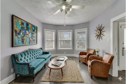 2047 N Lavergne Avenue, Chicago, IL 60639 - Photo 3