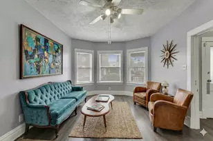 2047 N Lavergne Ave, Chicago, IL 60639 - Photo 3