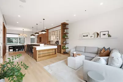 2748 N Lakewood Avenue #4, Chicago, IL 60614 - Photo 3