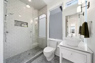 2748 N Lakewood Ave, Chicago, IL 60614 - Photo 25