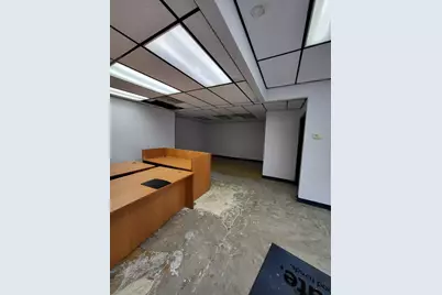 [Address not provided], Lyons, IL 60534 - Photo 5