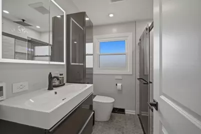 2469 Parkwood Lane, Des Plaines, IL 60018 - Photo 11