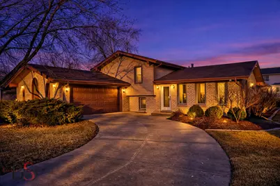 2704 Cherie Lane, Ottawa, IL 61350 - Photo 1