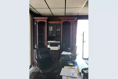 [Address not provided], Lyons, IL 60534 - Photo 17