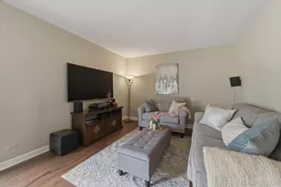 1601 Castbourne Ct, Wheaton, IL 60189 - Photo 11