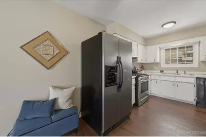 1601 Castbourne Court, Wheaton, IL 60189 - Photo 5