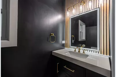 2216 N Talman Avenue, Chicago, IL 60647 - Photo 13