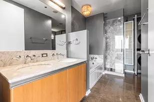 600 N Fairbanks Ct, Chicago, IL 60611 - Photo 13