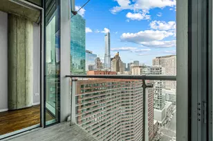 600 N Fairbanks Ct, Chicago, IL 60611 - Photo 7