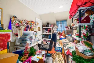 343 Evans Ave, Aurora, IL 60505 - Photo 17