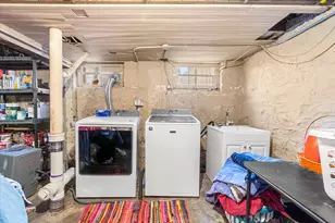 343 Evans Ave, Aurora, IL 60505 - Photo 19