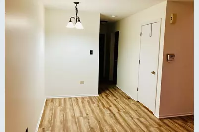 3524 Willowview Court, Aurora, IL 60504 - Photo 7