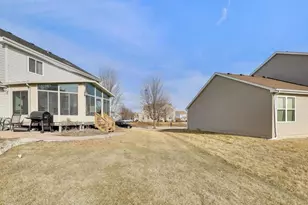 313 Fox Bend Cir, Bolingbrook, IL 60440 - Photo 55