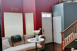 2021 Cypress Ct, Glendale Heights, IL 60139 - Photo 3