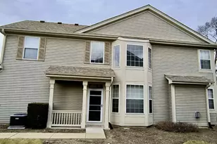 2021 Cypress Ct, Glendale Heights, IL 60139 - Photo 9