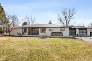 480 Nebraska B Ct, Frankfort, IL 60423 - Photo 1