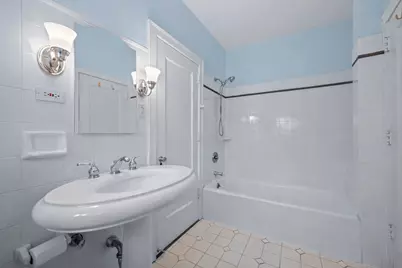 331 E Witchwood Lane, Lake Bluff, IL 60044 - Photo 37