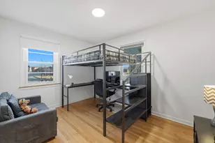 8144 Kildare Ave, Skokie, IL 60076 - Photo 11