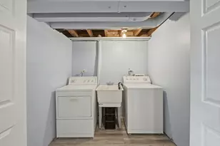 8144 Kildare Ave, Skokie, IL 60076 - Photo 21