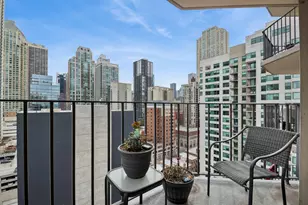 70 W Huron St, Chicago, IL 60654 - Photo 15