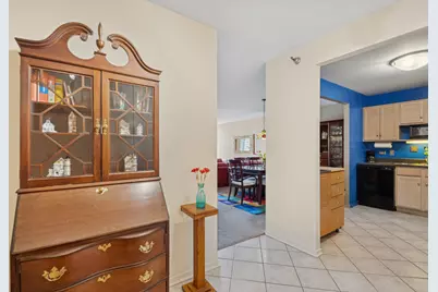 70 W Huron Street #1804, Chicago, IL 60654 - Photo 5