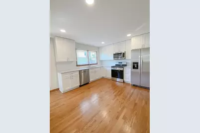 2242 Eastview Drive, Des Plaines, IL 60018 - Photo 3