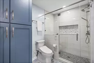 1029 Claremont Dr, Downers Grove, IL 60516 - Photo 13