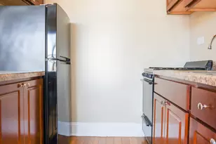 5326 S Cornell Ave, Chicago, IL 60615 - Photo 3