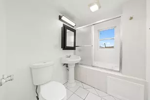 8100 S Houston Ave, Chicago, IL 60617 - Photo 21