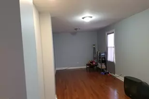 8100 S Houston Ave, Chicago, IL 60617 - Photo 33