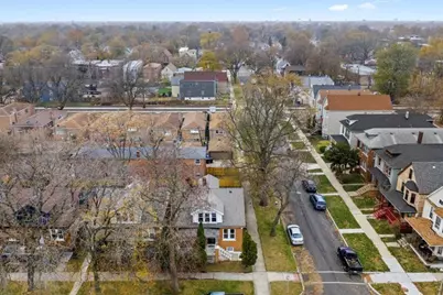 8100 S Houston Avenue, Chicago, IL 60617 - Photo 47