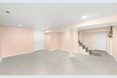 8100 S Houston Avenue, Chicago, IL 60617 - Photo 25