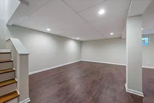 709 Lakeside Cir Dr, Wheeling, IL 60090 - Photo 21