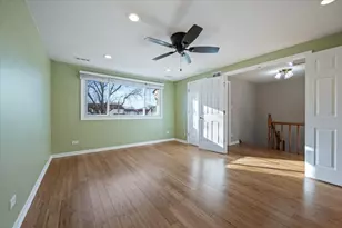 709 Lakeside Cir Dr, Wheeling, IL 60090 - Photo 15