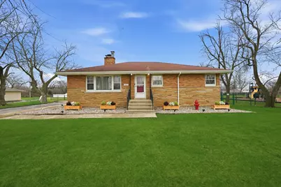 373 W Glengate Avenue, Chicago Heights, IL 60411 - Photo 1