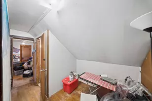 4022 W Eddy St, Chicago, IL 60641 - Photo 17
