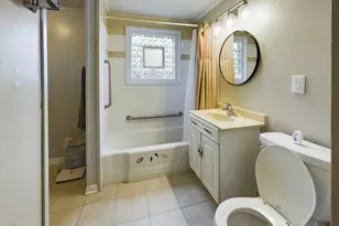 [Address not provided], Robbins, IL 60472 - Photo 7