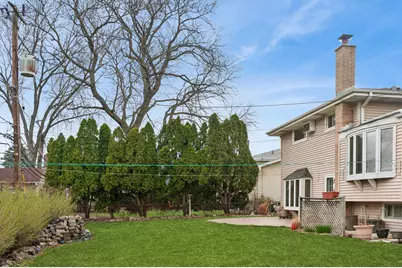 1305 E Mulberry Lane, Mount Prospect, IL 60056 - Photo 21