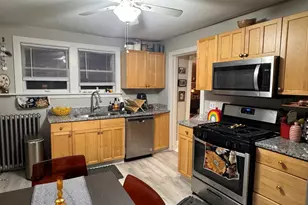 325 3rd St, Libertyville, IL 60048 - Photo 5