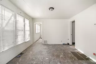 201 N Cottage Ave, Kankakee, IL 60901 - Photo 5